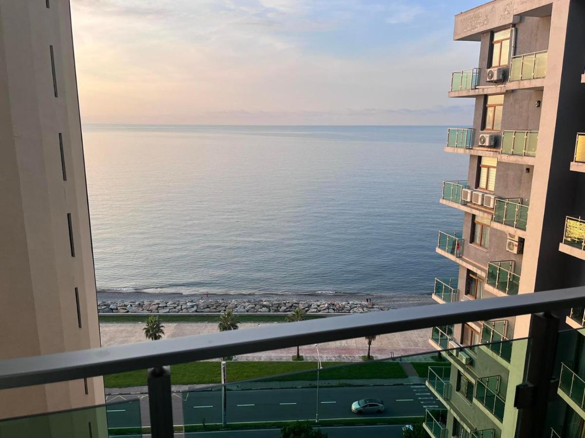 The Fresh Wave Hotel 바투미 외부 사진