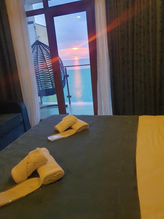 The Fresh Wave Hotel 바투미 외부 사진